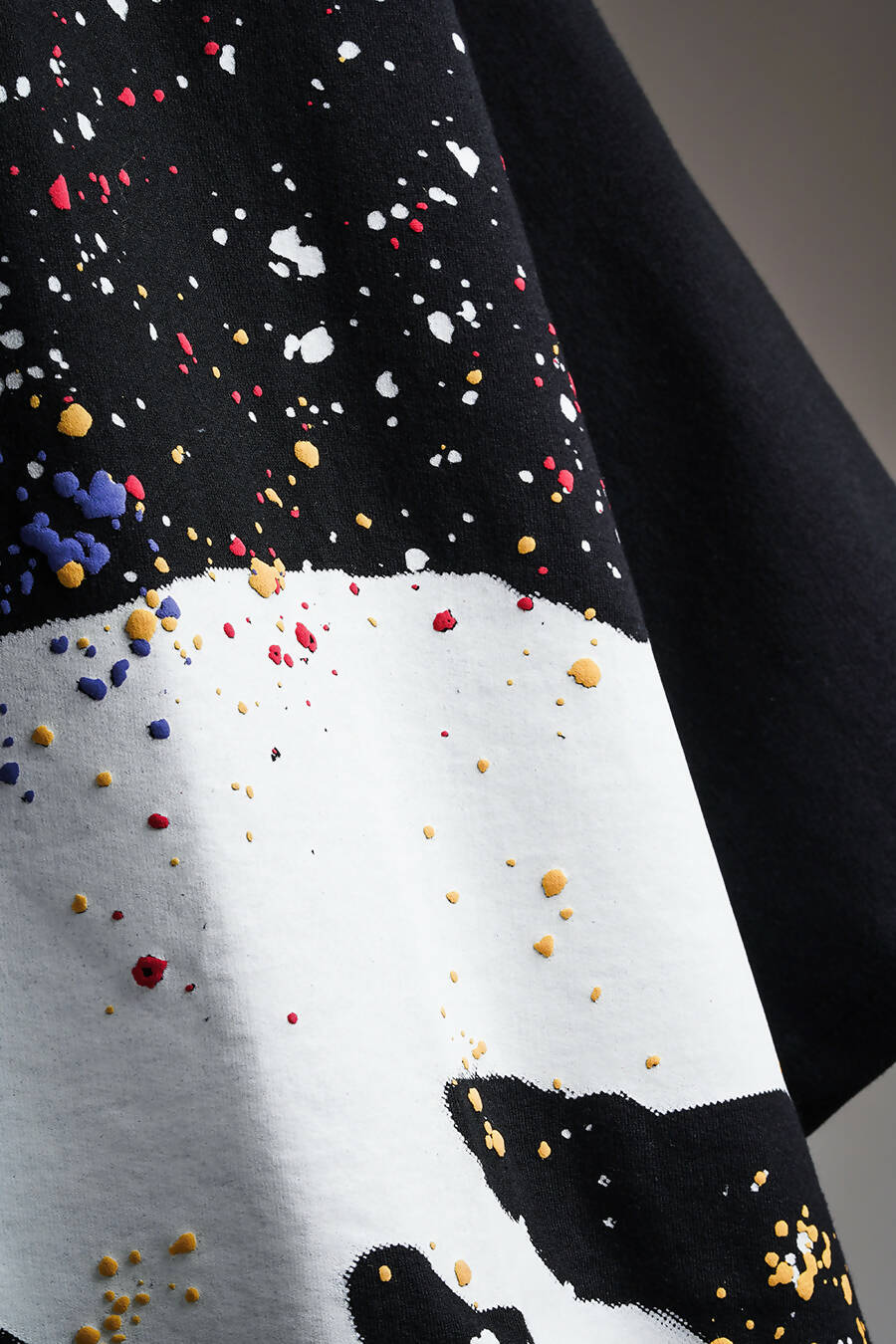 black oversized tshirt. puff printed. streetwear fashion.